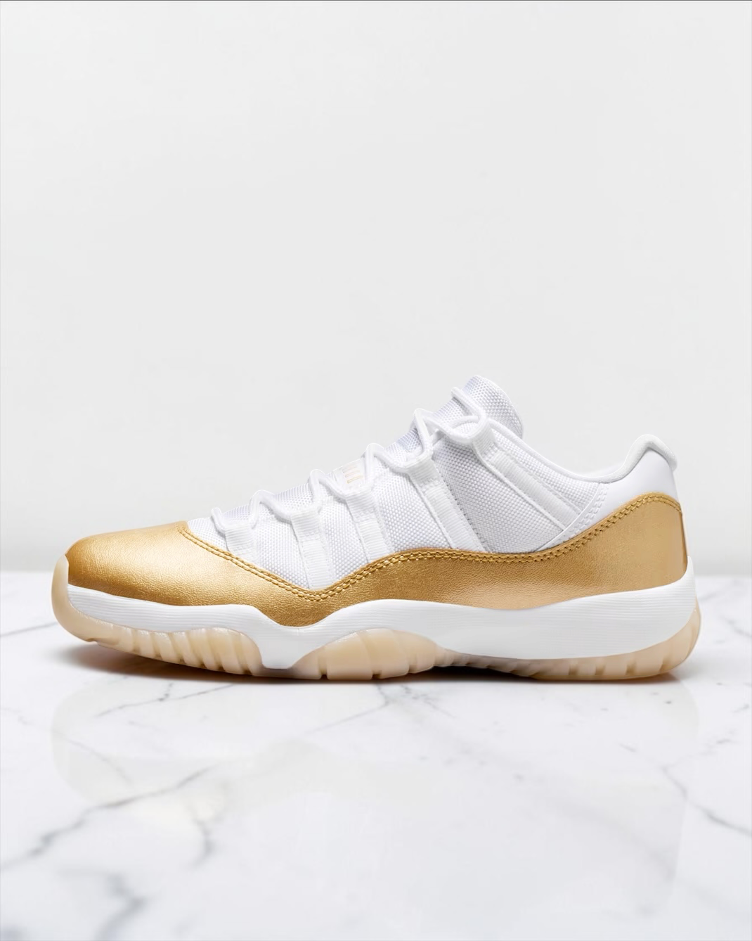 Air Jordan 11 Retro Low Mother's GOLD