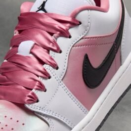 Air Jordan 1 Low SE Desert Berry
