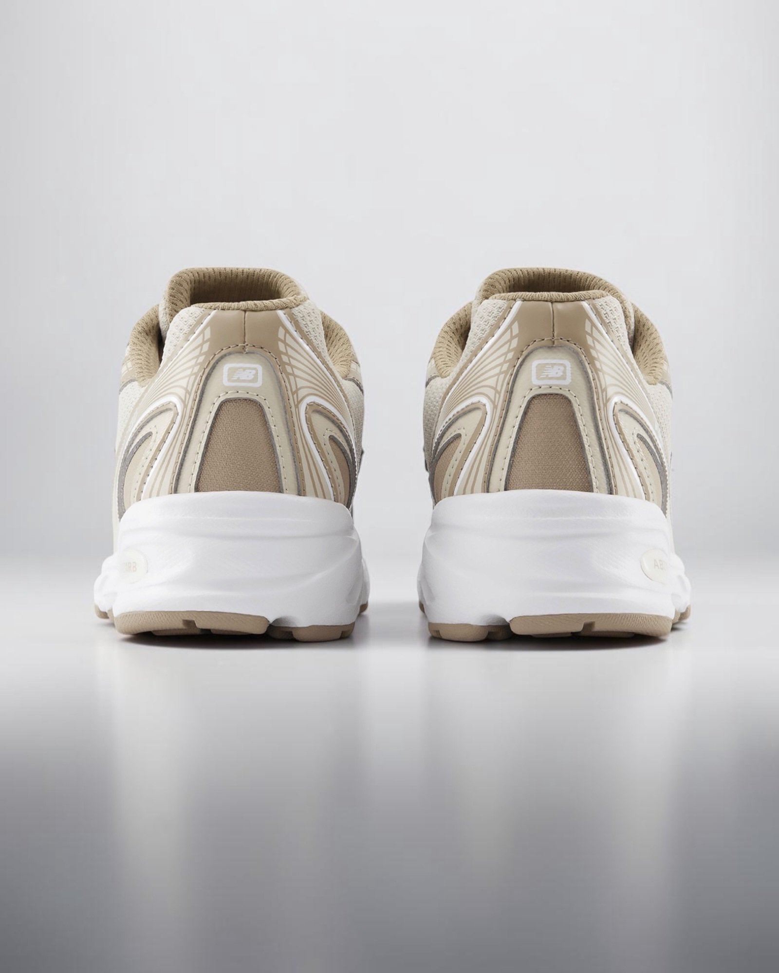 New Balance 740 Timberwolf Beige Ado – Image 9