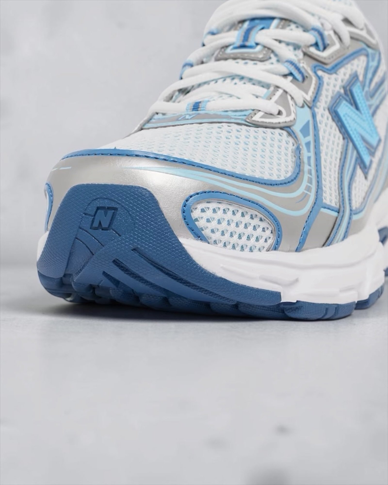 New Balance 740 White Blue – Image 4