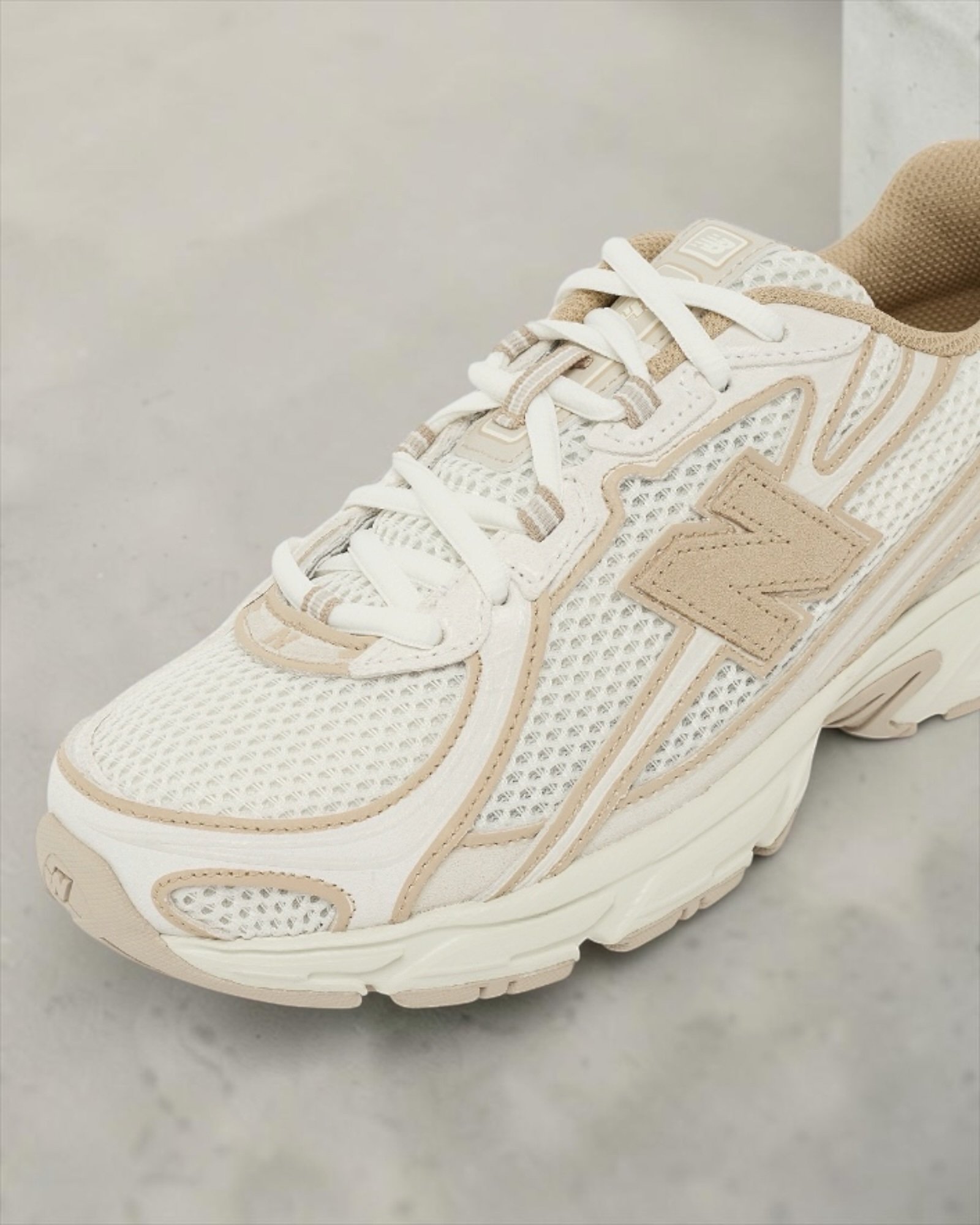 New Balance 740 Beige Unisexe – Image 6